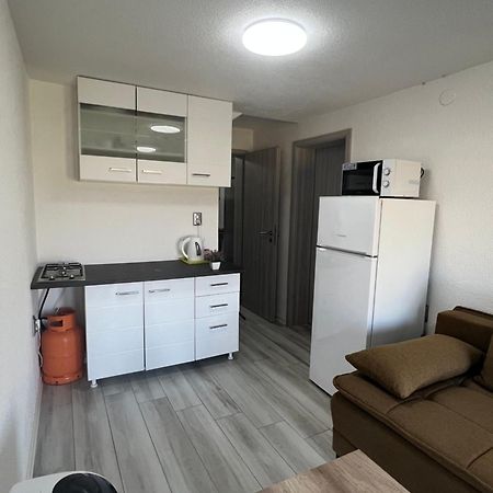 Apartments Linic نين المظهر الخارجي الصورة