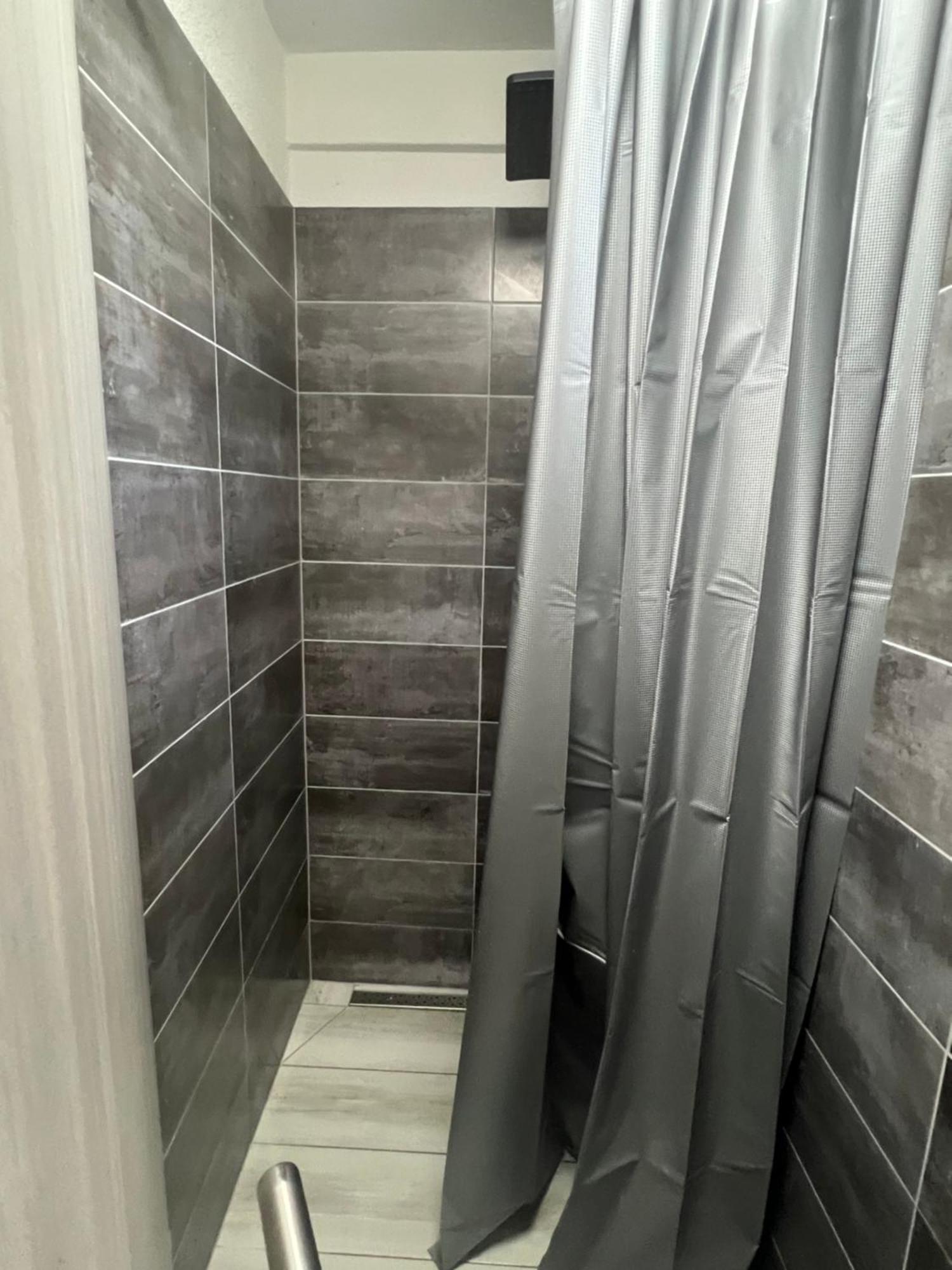 Apartments Linic نين المظهر الخارجي الصورة